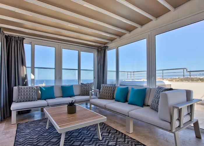 Valletta Luxury 4-Bedroom Duplex With Stunning Sea Views Private Terrace And Jacuzzi