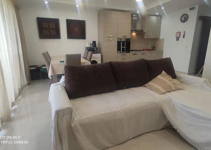 Aquamarine Sea Front Apartments - Third Floor Marsaskala