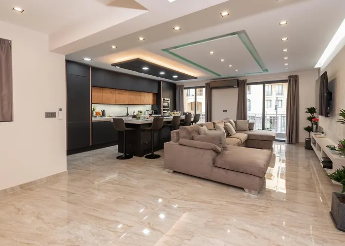 Luxury 2 Bed Apartment In The Heart Of St Julians Saint Julian's