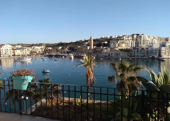 Seafront Akwador Hotel Marsaskala