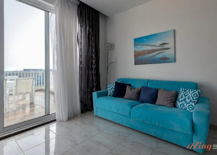 Pet friendly Sunny Penthouse Wterrace And Open Views Apartment St. Paul's Bay