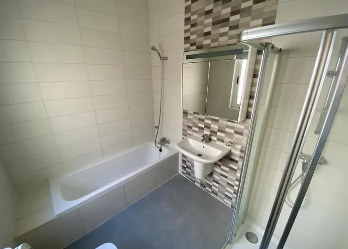 Cresent Crt Blk E Flat 11 Apartment St. Paul's Bay