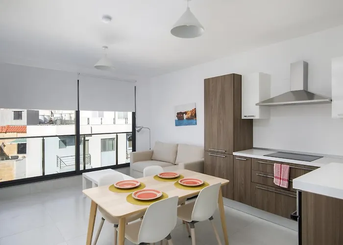 Cosy, Modern 1 Bedroom Apartment St. Paul's Bay