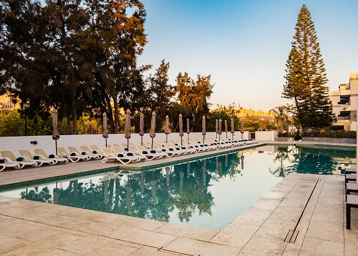 San Gwann Hotels