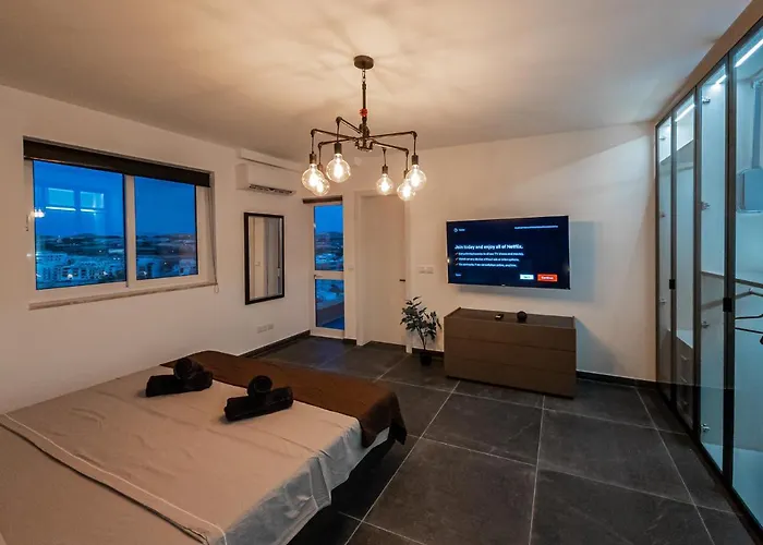 Pet friendly Eden Boutique Smart Home St. Paul's Bay