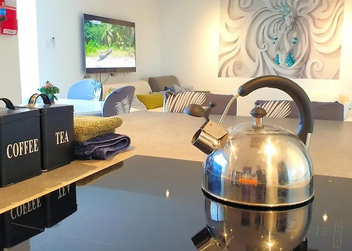 Pet friendly Spinola Court Apartment With Pool And Close To Beach St Julians Center Saint Julian's