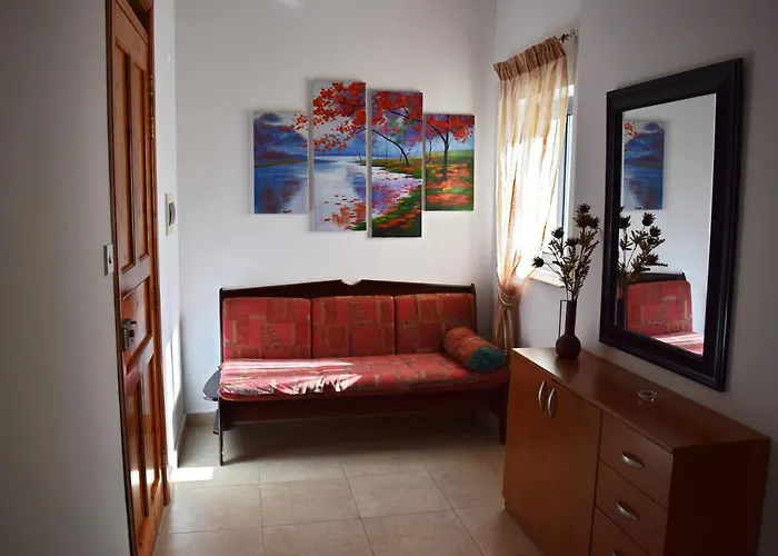 Pet friendly Da Vinci 3 Bedroom Apartment Mellieha