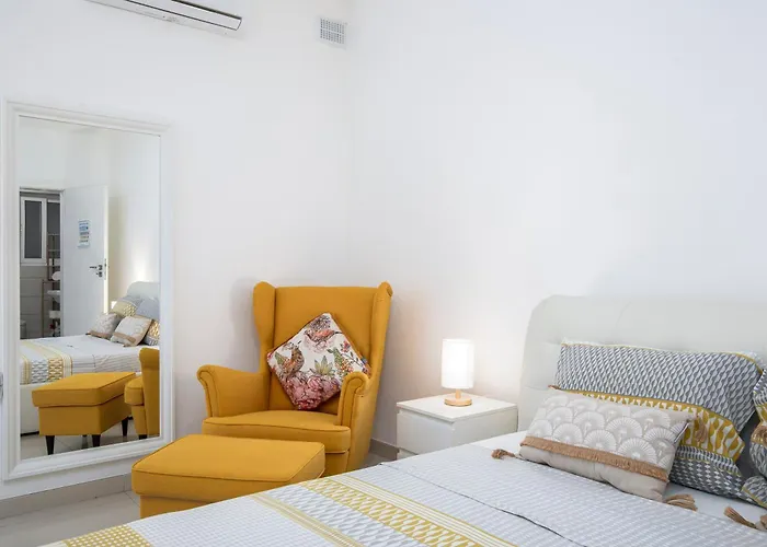 Spacious, Modern & Cosy 2 Bedroom 2 Bathroom Apartment - St. Julians Saint Julian's