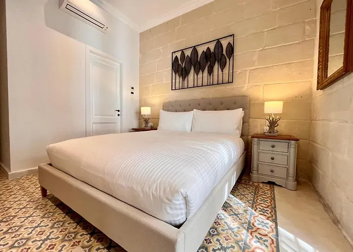 Typical Maltese Maisonette In St.Julians Saint Julian's