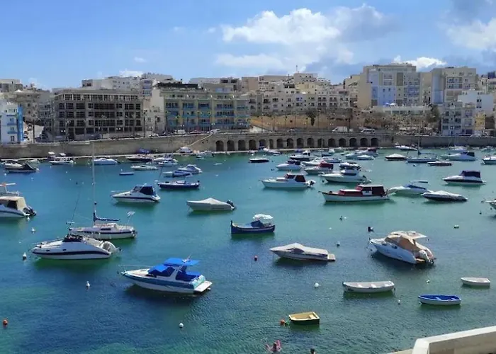 Pet friendly Sea View 2 Bedroom Apartment Marsaskala