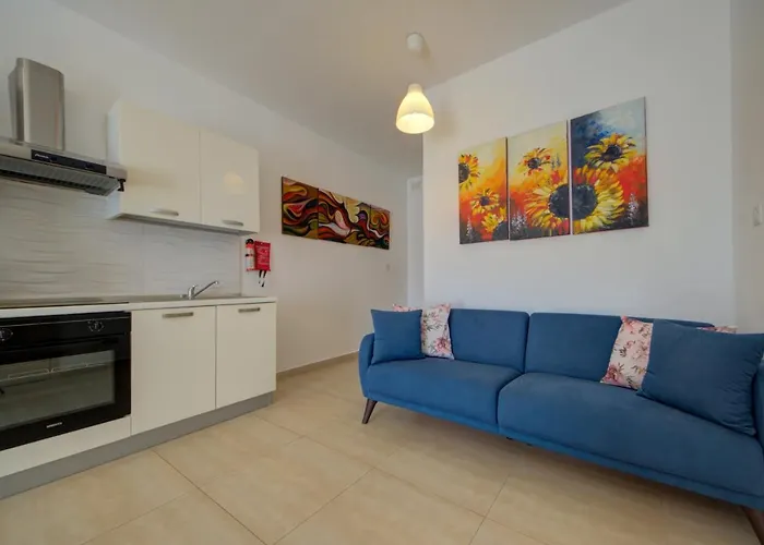 Pet friendly St Pauls'S Bay 2 Bedroom Apartments & Penthouse Close To Promenade St. Paul's Bay