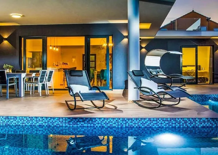 Pet friendly Decor Creates A Stylish But Relaxing Almosphere Villa Mellieha