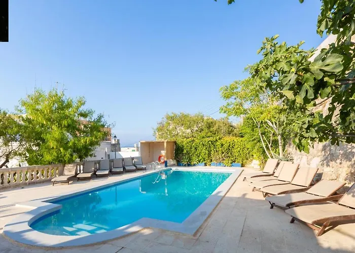 Pet friendly The Luzzu Villa - Private Pool Enjoy ! By 360 Estates St. Paul's Bay