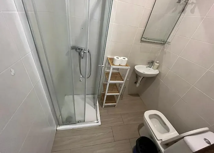 City Center Properties - Modern Room With Ac & Ensuit Bathroom - Room 1 St. Paul's Bay