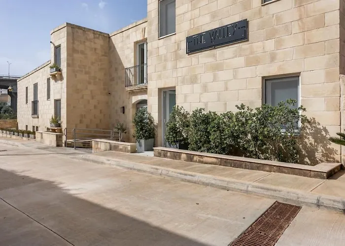 Private The Valley Room 7 Condo With Parking On Premises Saint Julian's