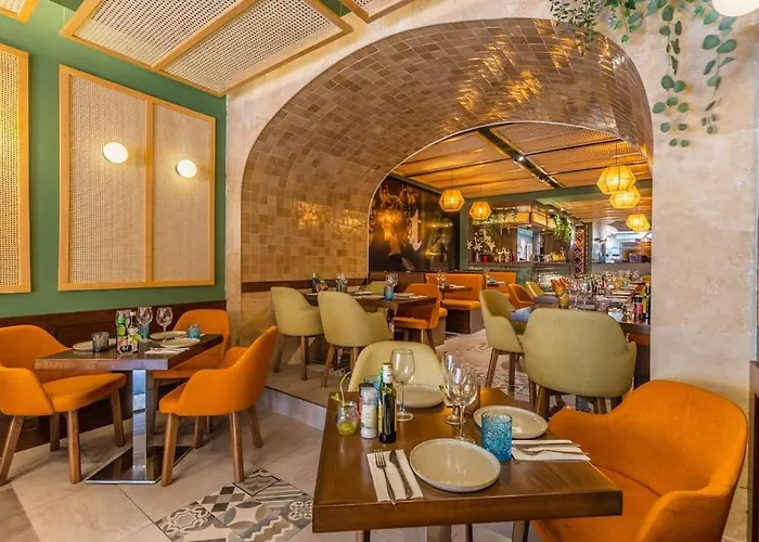 Studio Room 11 With Kitchenette In The Heart Of St Julians Saint Julian's