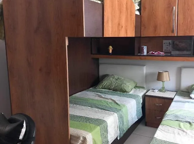 Pet friendly St Pauls Bay Luxury 2 Bedroom Apartment Blue Water Suite Flat 36 St. Paul's Bay