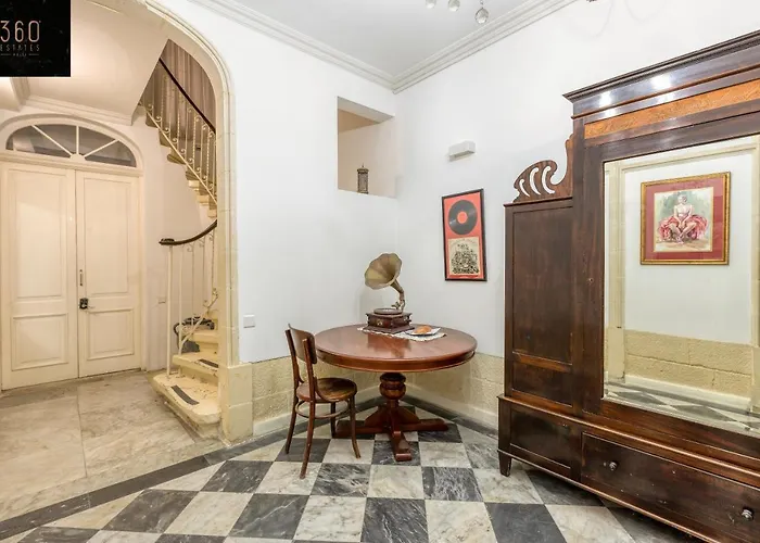 Pet friendly Spacious, Lux 1Br Home In The Capital, Valletta By 360 Estates