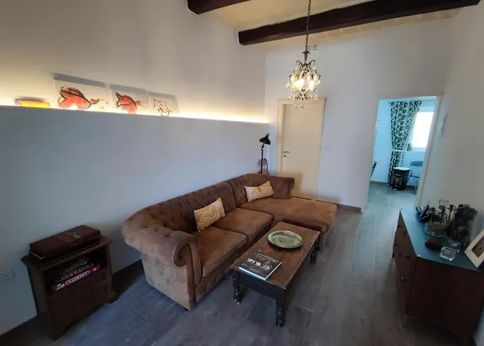 Pet friendly Double Bedroom In St Julians In Shared House Saint Julian's
