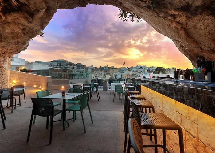 Mellieha Best Hotels Near