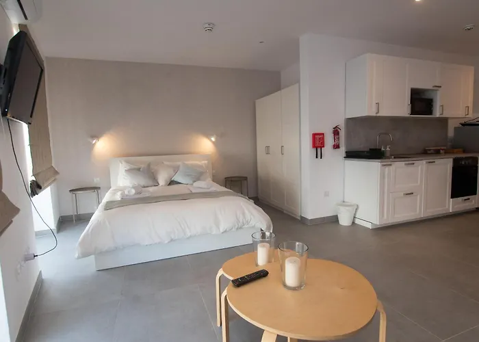 Pet friendly Gest Hostel Mellieha