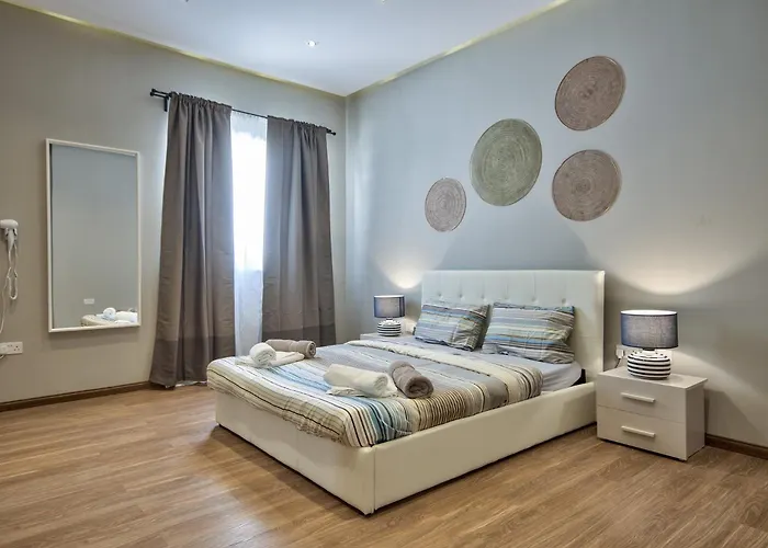Villa Blu - Indoor Heated Pool, Sauna & Games Room Mellieha