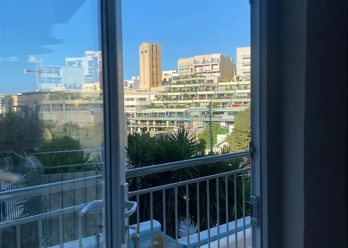 San Giuliani Heights Apartment Saint Julian's