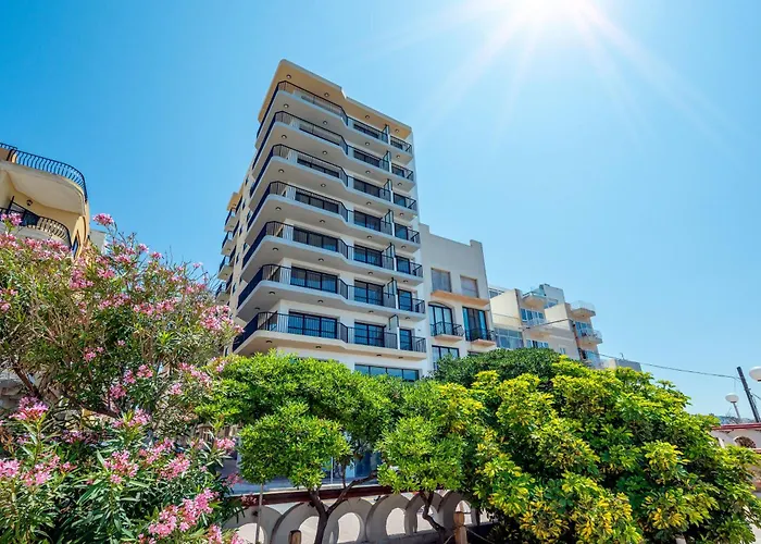 Islet Promenade Seafront Aparthotel - With Corner Terrace By Getawaysmalta St. Paul's Bay