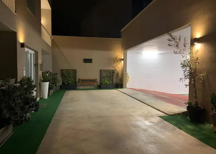Pet friendly Fl 1 Ta'Lonza Luxury With Hot Tub By Homely Mellieha
