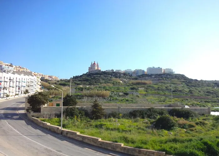 Close To Beach Unique & Cozy Apartment 3 Balconies Country Views Mellieha