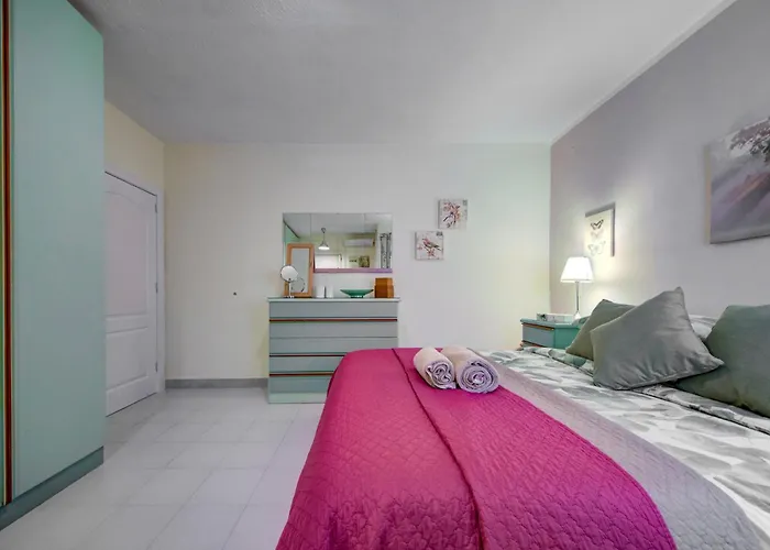 Prime Location: 3 Bedroom/3 Bath+Terrace Saint Julian's