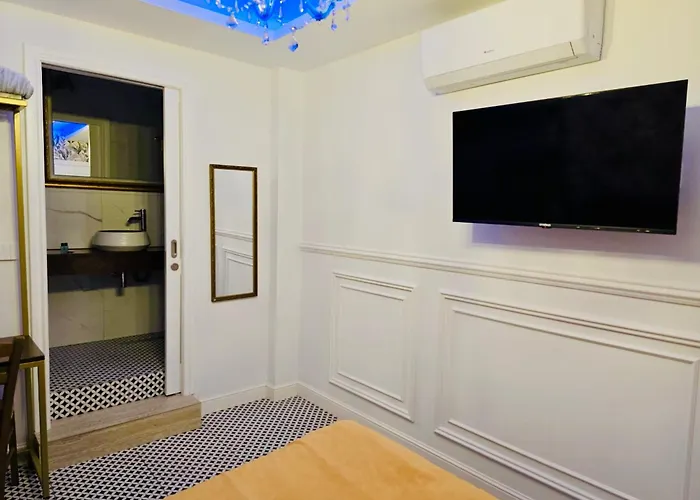 Best Valletta Hotels For Families With Kids near Triton Fountain