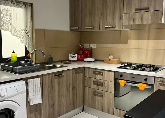 Mayflower Flat, Flat 12 St. Paul's Bay