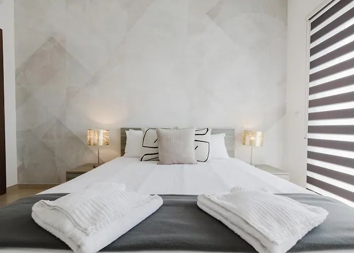 Pet friendly Fl9 Thelodge-Sea View W Huge Terrace By Homely Mellieha