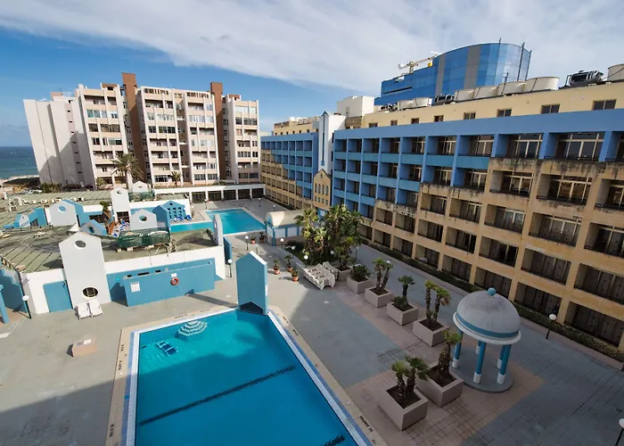 Saint Julian's hotels near Bay Street Shopping Centre
