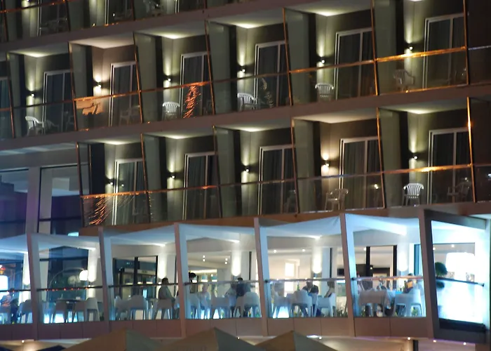 Water'S Edge Hotel Birzebbuga
