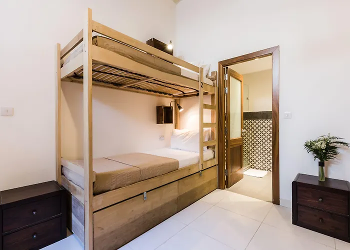 Two Pillows Boutique Hostel Sliema