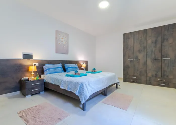 Brand New Apartment 3 Bdr 2 Bth Hb6 St. Paul's Bay