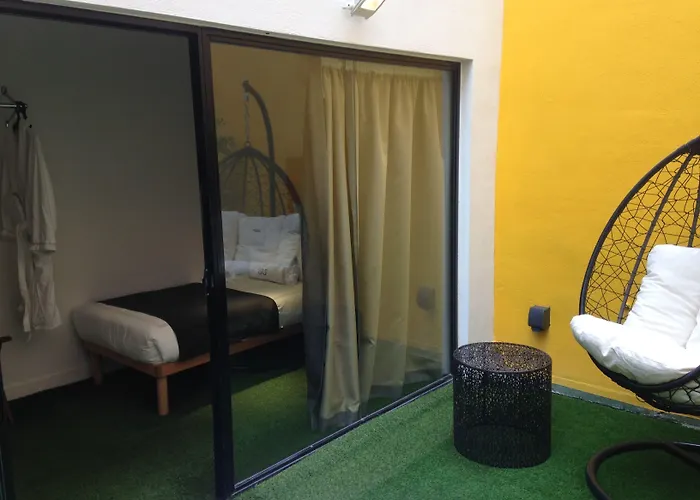 Valletta hotels near Lower Barrakka Gardens