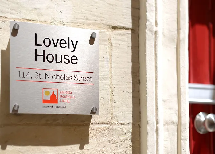 Valletta hotels near Casa Rocca Piccola