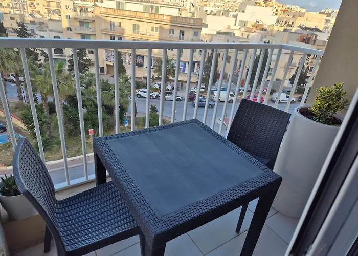 Seabreeze Apartment St. Paul's Bay