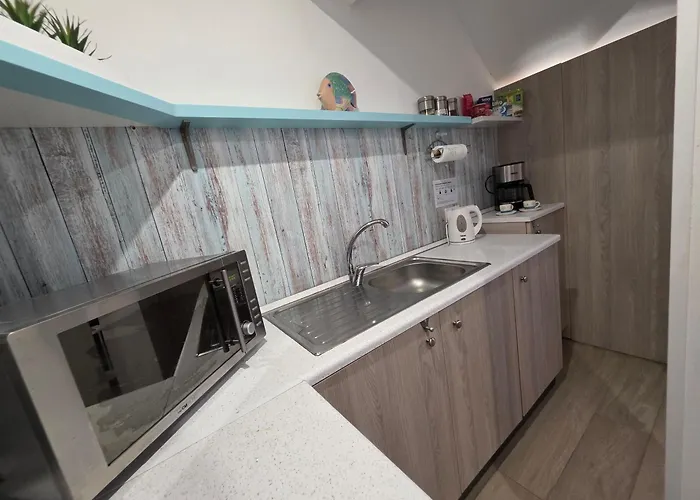 Pet friendly Aurora Apartment Marsaskala