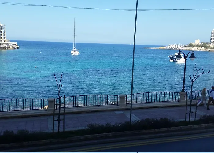 Pet friendly Apartment Lapsi 2 Saint Julian's