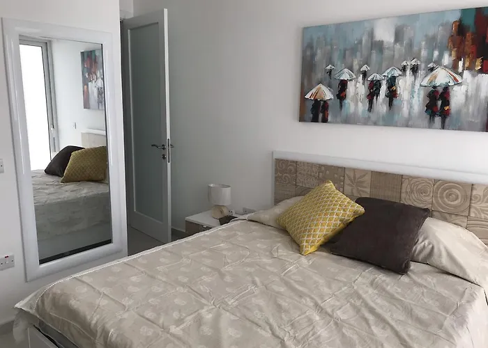 "Centre Point" Apartment Saint Julian's