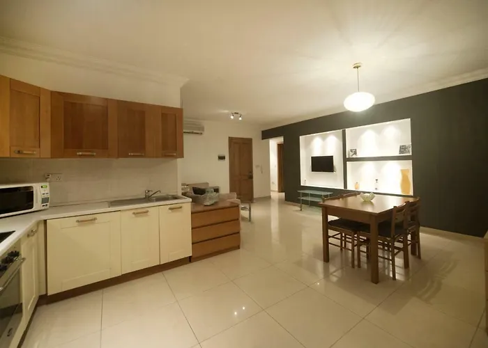 Pet friendly Bv7 - Bridge View Apartment Saint Julian's