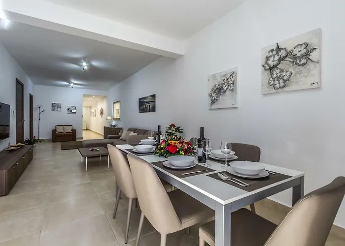 Sunny Modern Apartments Mellieha
