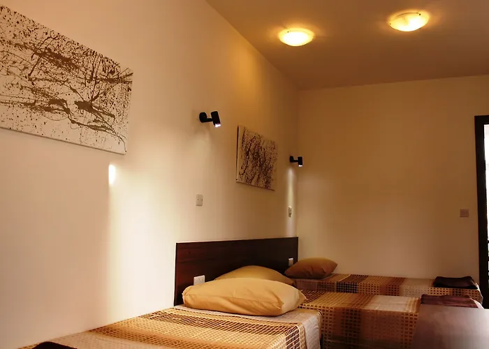 Pet friendly Blue Harbour Penthouse Hotel St. Paul's Bay