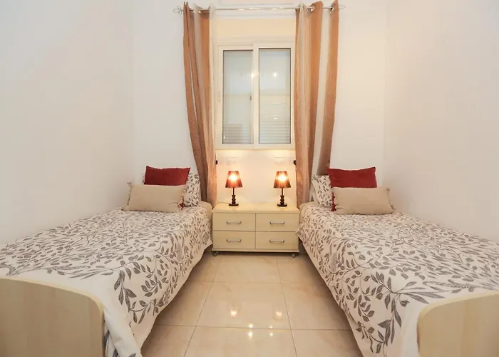 Valletta Triton Apartment