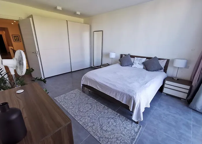 Saint Julian's Luxury Villas